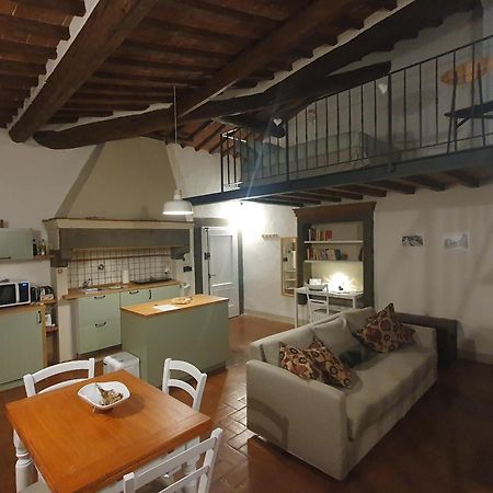 モンテルーポ・フィオレンティーノLoft - Le Maiolicheアパートメント エクステリア 写真